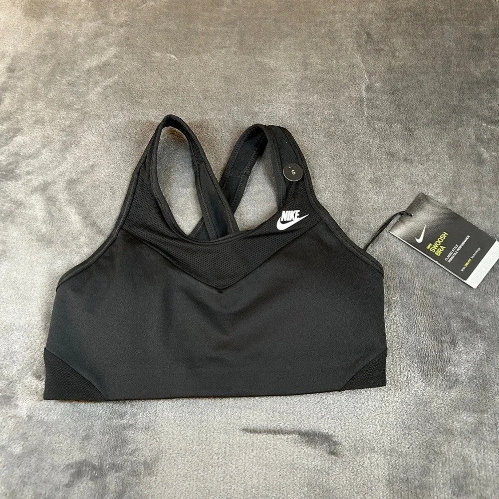 Nike Swoosh Sports Bra Medium Support Training Fitness Black Womens‎ Small NWT